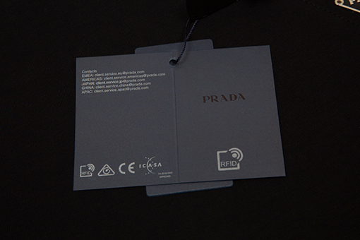 プラダ 半袖Tシャツ  PRADA三角ロゴプレート