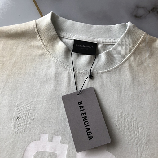 バレンシアガ 半袖Tシャツ BALENCIAGAクリプトアートが施されたワイドシルエット半袖Tシャツ