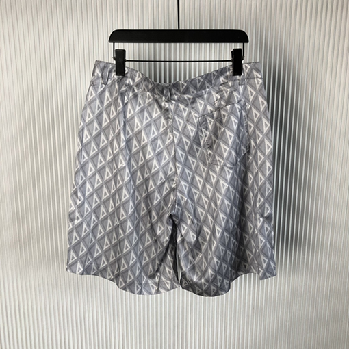 ディオール ハーフパンツ Diamond 柄ショートパンツ - カジュアルでミドルウエストのスタイル