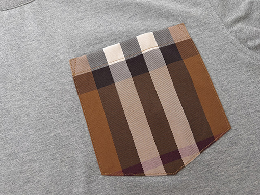 バーバリー 半袖Tシャツ BBR ヴィンテージチェック柄ポケット付きコットンTシャツ