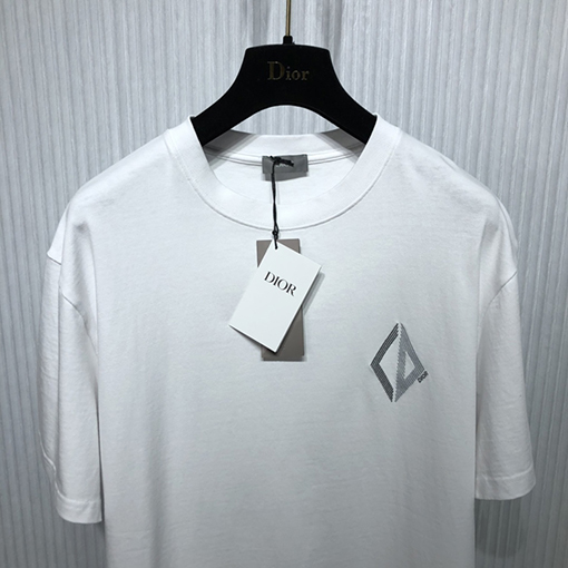 ディオール 半袖Tシャツ DIOR エレメントがファッションに融合したTシャツ