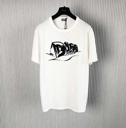 ディオール 半袖Tシャツ スーパーコピー 粗い麻の風合いと柔らかい綿の快適さを兼ね備えたクラシックなスタイル