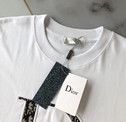 ディオール 半袖Tシャツ  老花柄と文字プリントの新作半袖Tシャツ