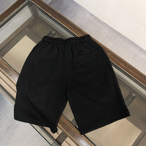 モンクレール ハーフパンツ MONCLER 柔らかく快適な肌触り 肌に優しいカジュアルショートパンツ