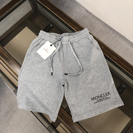 モンクレール  スウェット ハーフパンツ 速乾性と通気性に優れたカジュアルショートパンツ