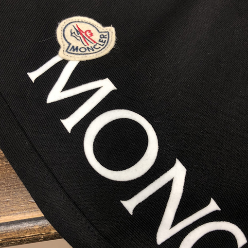 モンクレール スウェット パンツ MONCLER コピー 大人気でマストアイテム