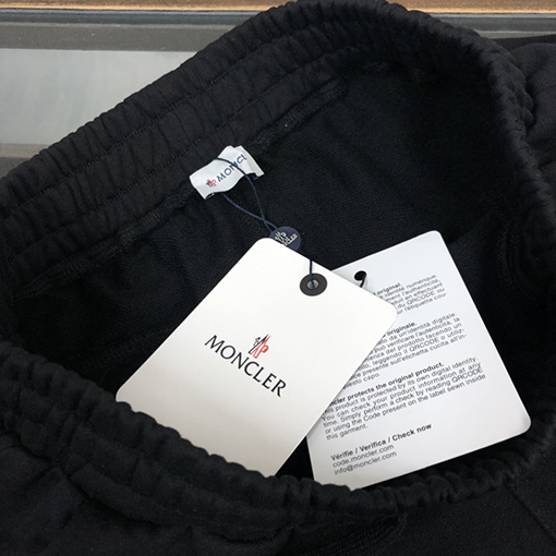 モンクレール スウェット パンツ MONCLER コピー 大人気でマストアイテム