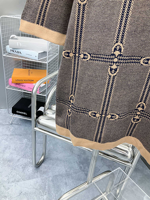 グッチ ポロシャツスーパーコピー GUCCI 春夏ランウェイモデル  さわやかなウールポロシャツ