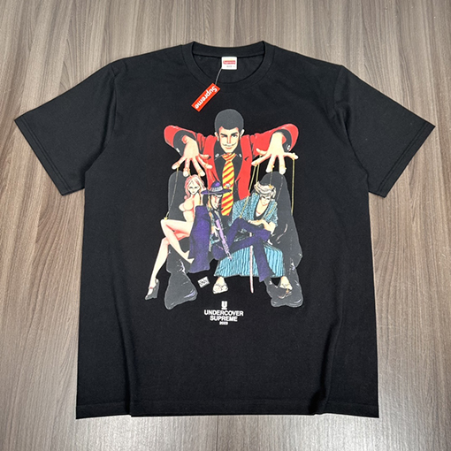 シュプリーム 半袖Tシャツ SUPREME X UNDERCOVER Lupin Tee ルパン三世漫画人物プリントのショートスリーブTシャツ