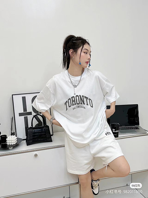 バレンシアガ 半袖Tシャツ トロントシティ限定ショートスリーブTシャツ