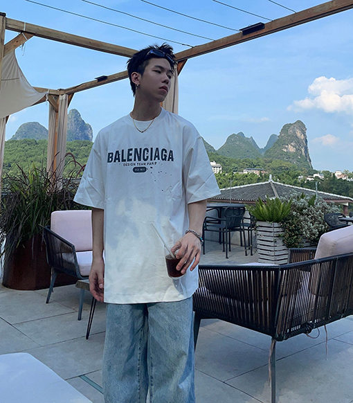 バレンシアガ 半袖Tシャツ 1917墨飛ばし プリントショートスリーブTシャツ