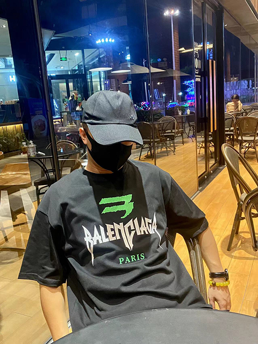 バレンシアガ 半袖Tシャツ スーパーコピー BALENCIAGA ロゴTシャツ