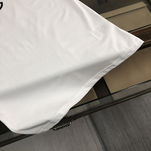モンクレール 半袖Tシャツスーパーコピー MONCLER メンズ レディース ファッション通販
