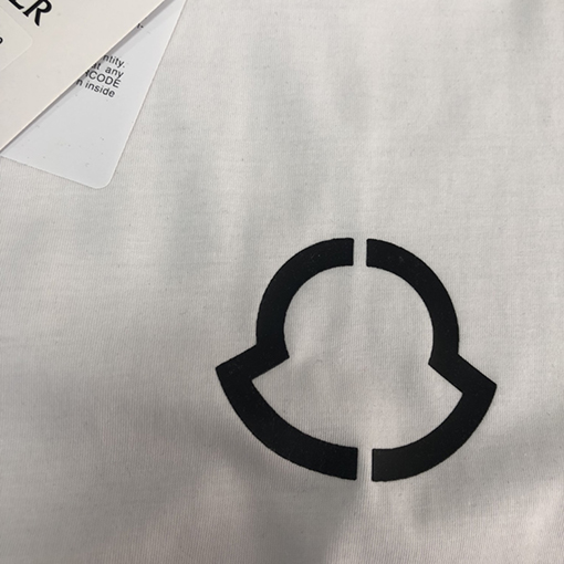 モンクレール 半袖Tシャツスーパーコピー MONCLER メンズ レディース ファッション通販