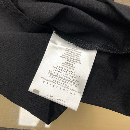 モンクレール 半袖Tシャツスーパーコピー 超絶クールなロゴ 最高級で上品なデザイン  ネックラインのロゴがポイントMONCLER