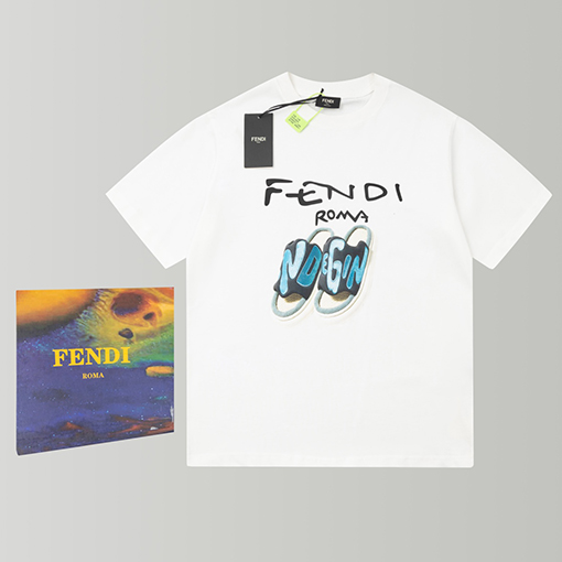 フェンディ 半袖Tシャツスーパーコピー  FENDI アルファベット柄スニーカー印刷ショートスリーブTシャツ カップルの絶妙なマッチング