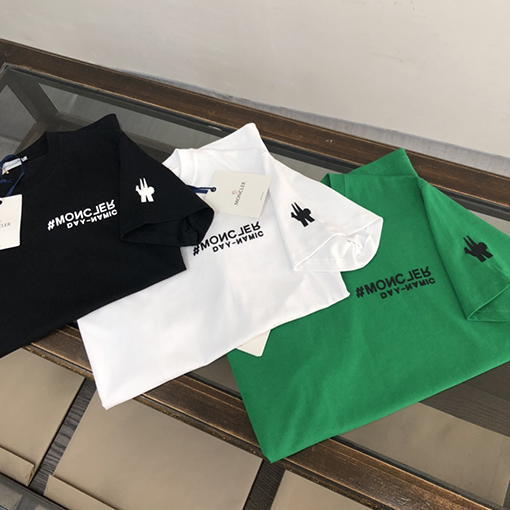 モンクレール 快適な風合いと通気性! MONCLER 半袖Tシャツコピー