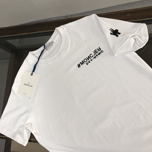 モンクレール 快適な風合いと通気性! MONCLER 半袖Tシャツコピー