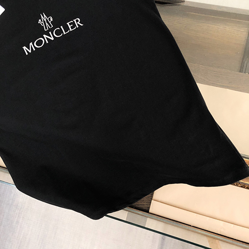 モンクレール 半袖Tシャツ     MONCLERプリント半袖Tシャツメンズファッション通販  2色