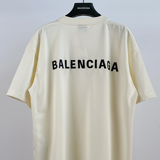 バレンシアガ 半袖Tシャツ BALENCIAGA 前後にロゴプリントのTシャツ 男女兼用