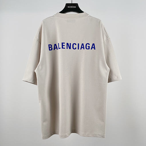 バレンシアガ 半袖Tシャツ  BALENCIAGA 前後にロゴプリントのTシャツ　男女兼用
