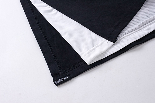 マスターマインド半袖Tシャツスーパーコピー MASTERMIND 23新作 ダークな限定デザイン フェイク2ピースの短袖スカル刺繍