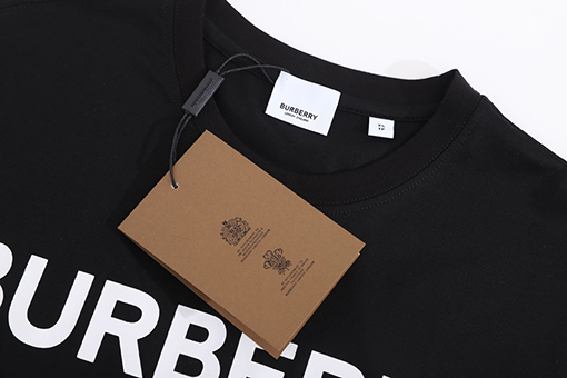 バーバリー半袖Tシャツスーパーコピー BURBERRY ロンドン限定シリーズの半袖