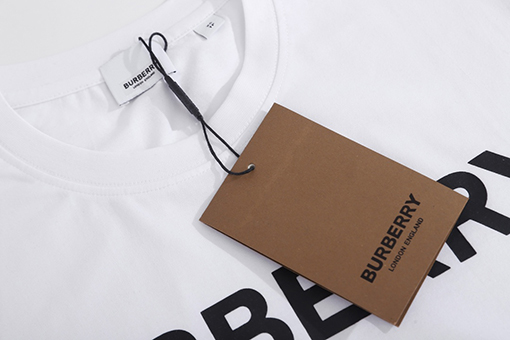 バーバリー半袖Tシャツスーパーコピー BURBERRY ロンドン限定シリーズのクラシックな半袖
