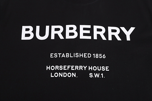 バーバリー半袖Tシャツスーパーコピー BURBERRY ロンドン限定シリーズのクラシックな半袖