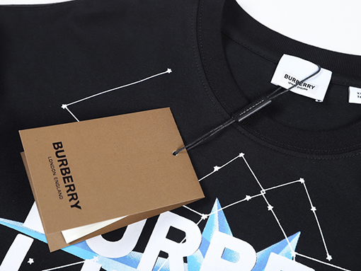 バーバリー半袖Tシャツコピー BURBERRY 星座プリントのコットンワイドシルエット半袖Tシャツ