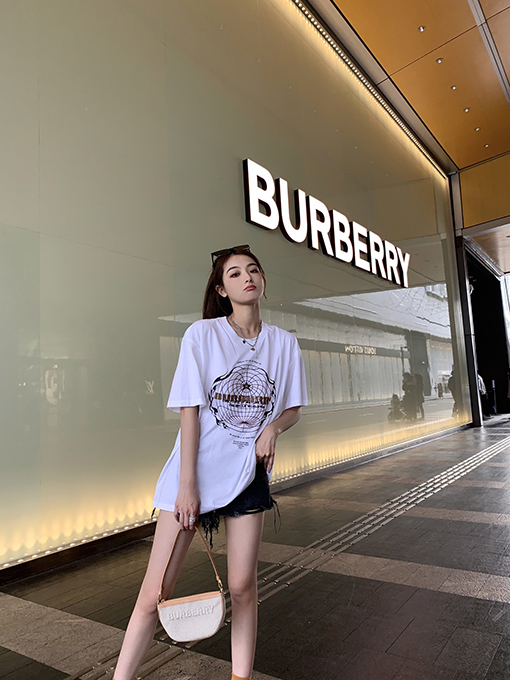バーバリー半袖Tシャツコピー のボール型厚版プリントデザイン