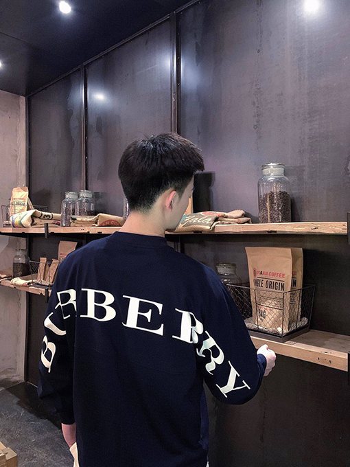 バーバリー 長袖 Tシャツスーパーコピー BURBERRY ロゴ文字プリント