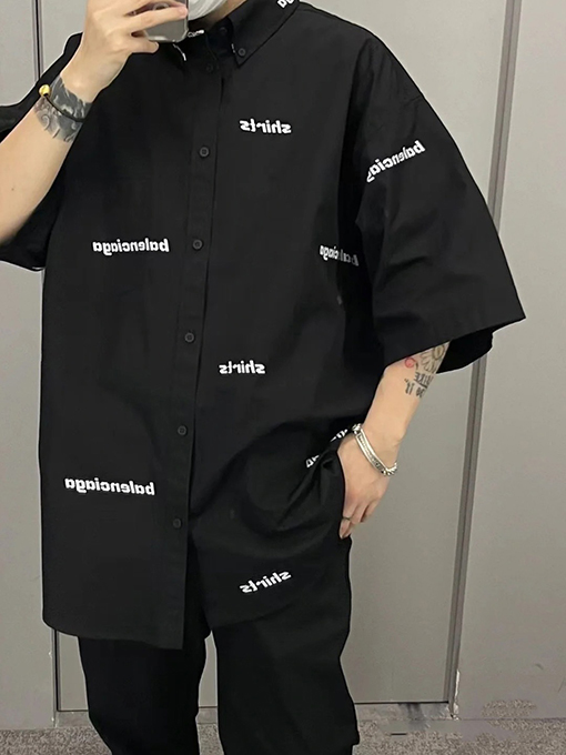 バレンシアガ シャツ コピー balenciaga ロゴプリントの半袖シャツ