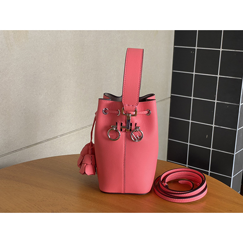 フェンディ FENDI 2023 MonTresorミニバケツバッグ