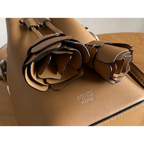 フェンディ FENDI 2023 MonTresorミニバケツバッグ
