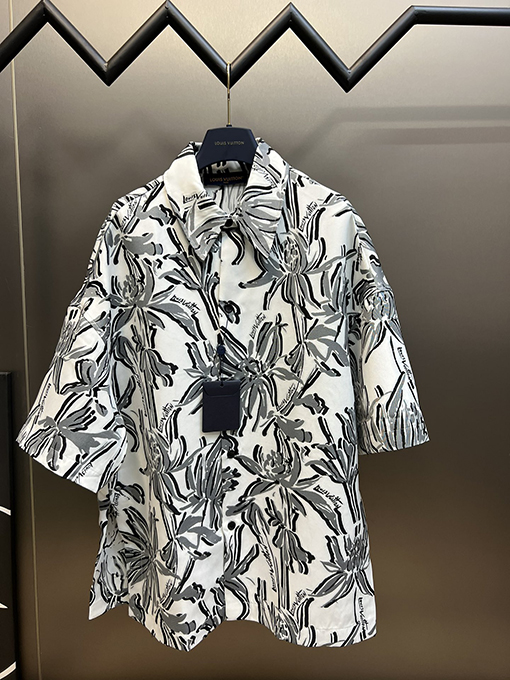 ヴィトン シャツ スーパーコピー Louis Vuitton フラワーレーヨンシャツ