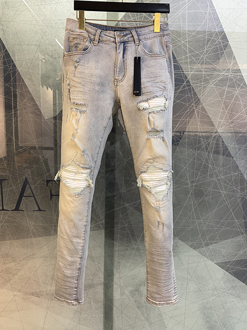 AMIRI破れたデニムパンツコレクション 優れた伸縮性と快適な着用感