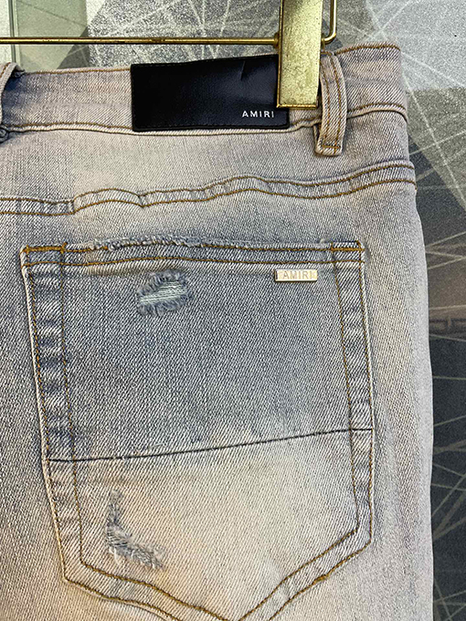 AMIRI破れたデニムパンツコレクション 優れた伸縮性と快適な着用感