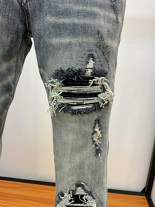 アミリ デニムパンツ スーパーコピー トレンドなスタイルと快適さを両立AMIRI破れたデニムパンツ