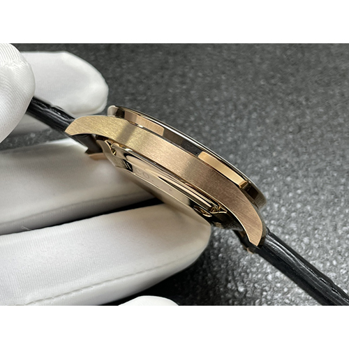 IWC コピー  ローズゴールドグレーの男性用時計