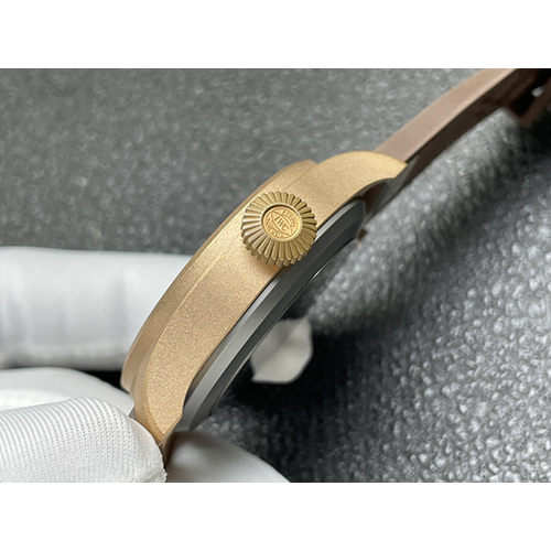 IWCコピー メンズ 新作 IW329703 腕時計 送料無料