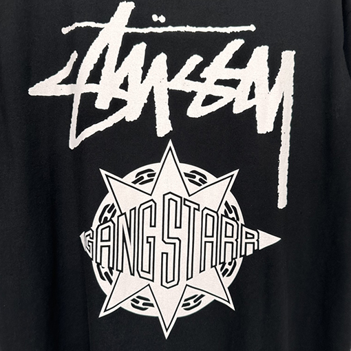 ステューシー半袖 Tシャツ スーパーコピー STUSSY X GANG STARR TEE GS 人物プリントの半袖Tシャツ