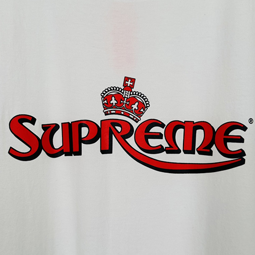 シュプリーム 半袖 Tシャツ スーパーコピー supreme 皇冠アルファベットプリントの半袖Tシャツ