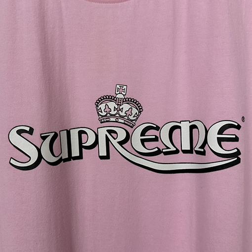 シュプリーム 半袖 Tシャツ スーパーコピー supreme 皇冠アルファベットプリントの半袖Tシャツ