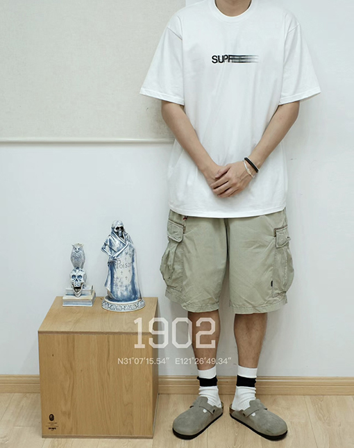 シュプリーム 半袖 Tシャツ スーパーコピー SUPREME 23SS MOTION LOGO TEE 幻影ロゴの半袖Tシャツ