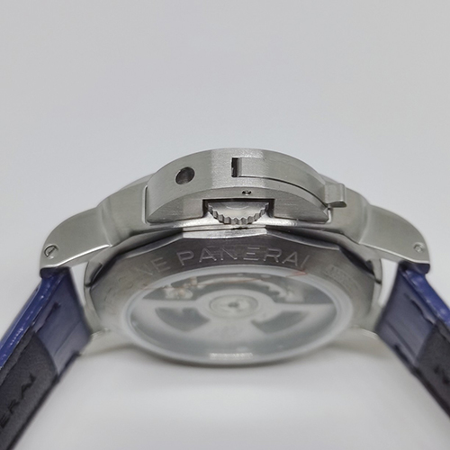 パネライコピー ステンレススティール製ラダーバックル 人気腕時計 PAM01393