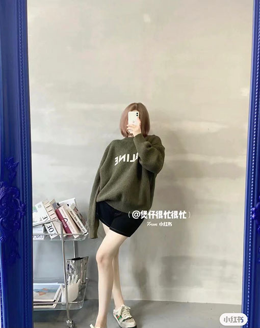 セリーヌ ニットコピー CELINE 秋冬 アルファベット ラウンドネック ニットセーター