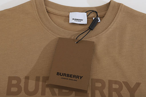 バーバリー半袖Tシャツスーパーコピー BURBERRY ベーシックロゴ半袖Tシャツ