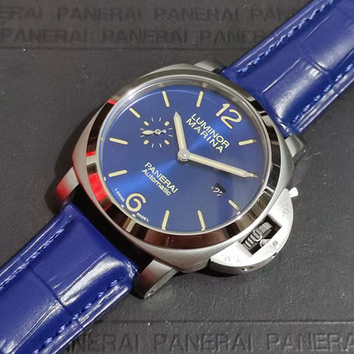 パネライスーパーコピー ブルー面ブルーレザー直径44 mm機械式ムーブメントPAM 01270 新作 腕時計