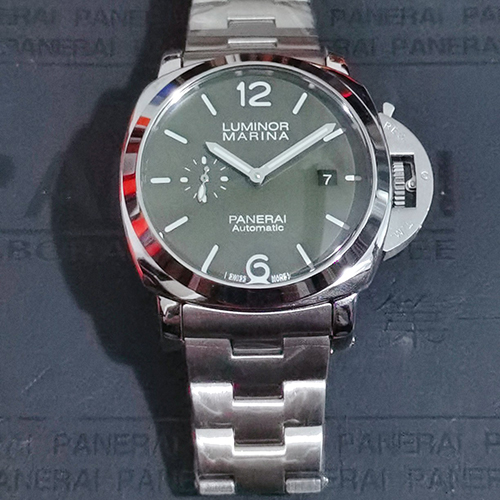 パネライコピー  ステンレス鋼ストリップ 直径44 mm  防水 人気腕時計